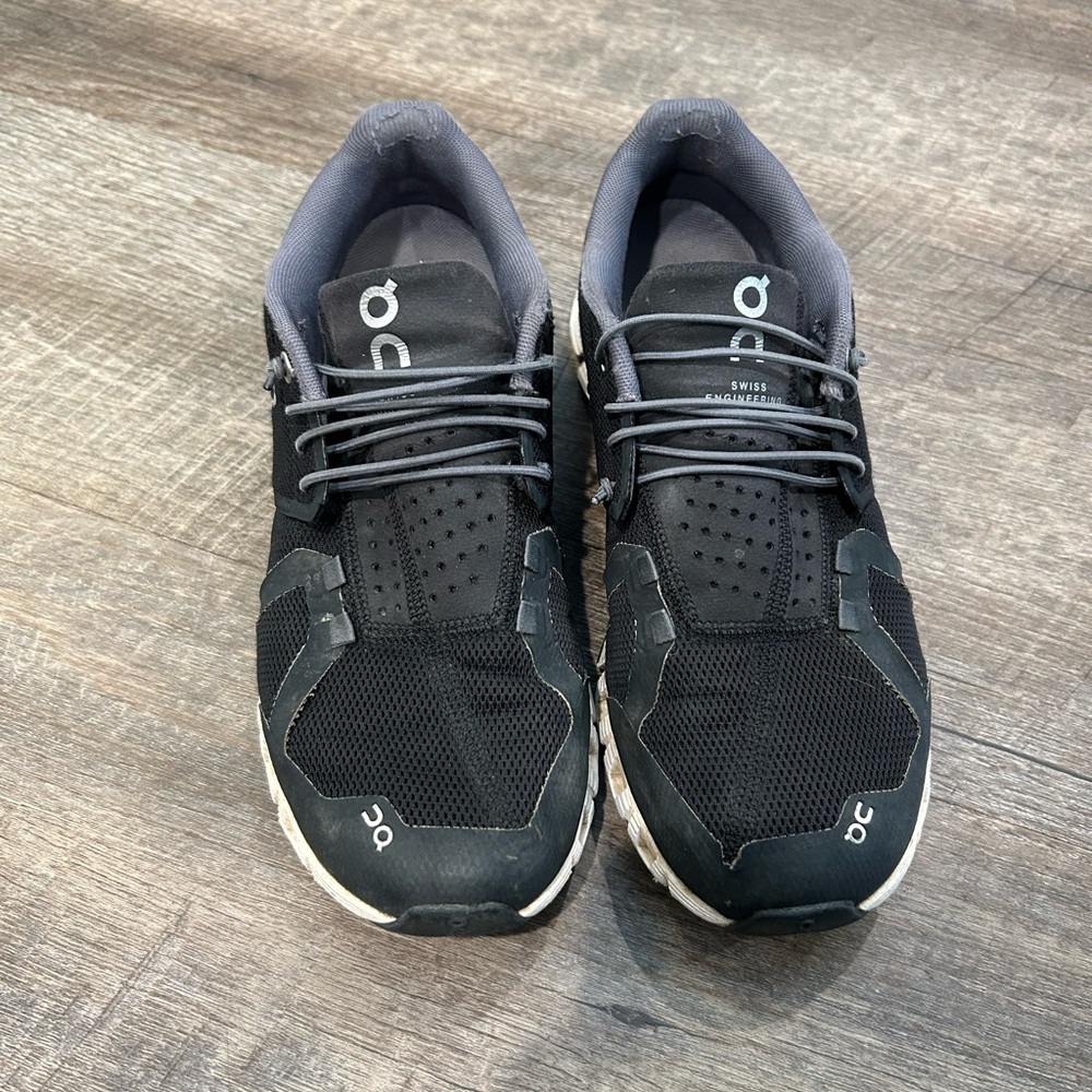 On Running Shoes 8.5